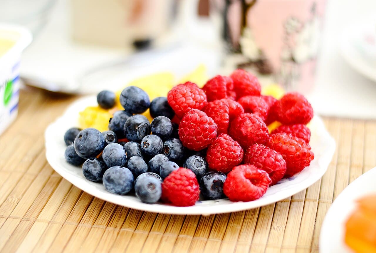 Frische, natürliche Lebensmittel als Basis für entzündungsbewusste Ernährung